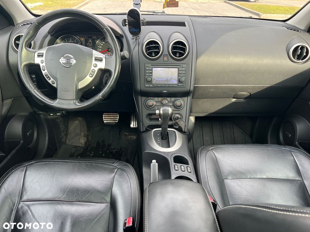 Nissan Qashqai - 11