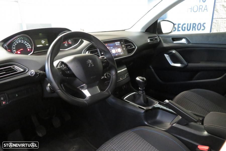 Peugeot 308 SW 1.5 BlueHDi Style - 18