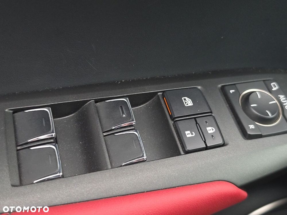 Lexus NX 300h F Sport AWD - 12