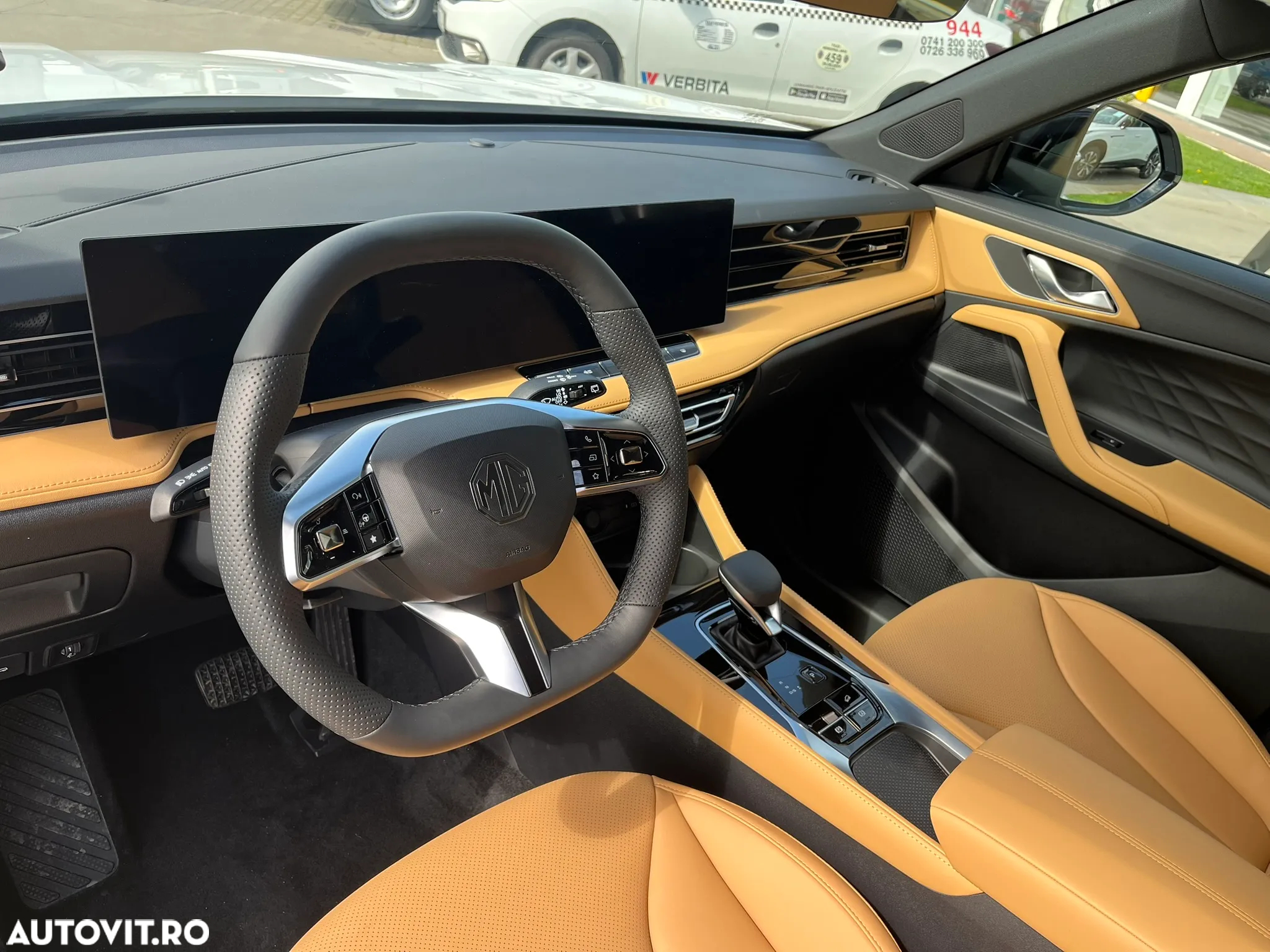 MG HS 1.5 T-GDi 7DCT Exclusive - 11