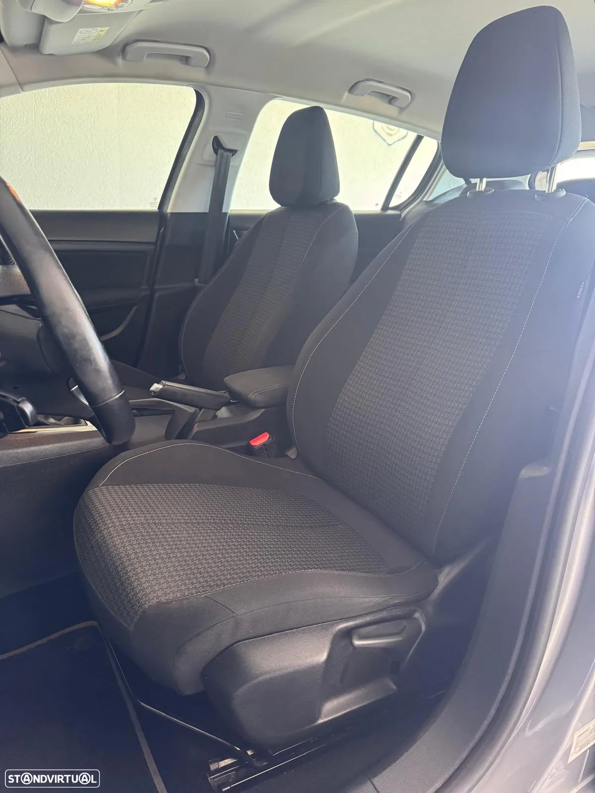 Peugeot 308 1.6 BlueHDi Allure EAT6 - 16