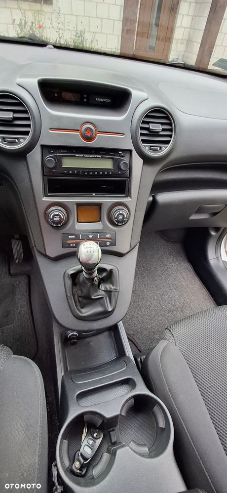 Kia Carens 2.0 CRDi Tour - 11