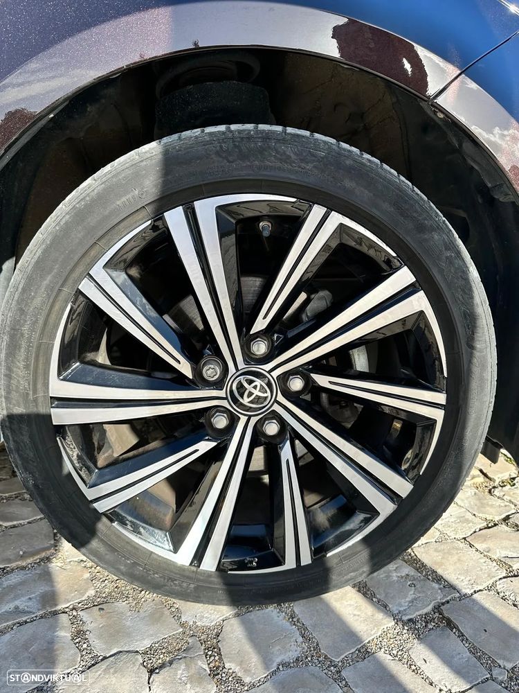 Toyota Corolla Touring Sports 1.8 Hybrid Comfort+P.Sport - 26