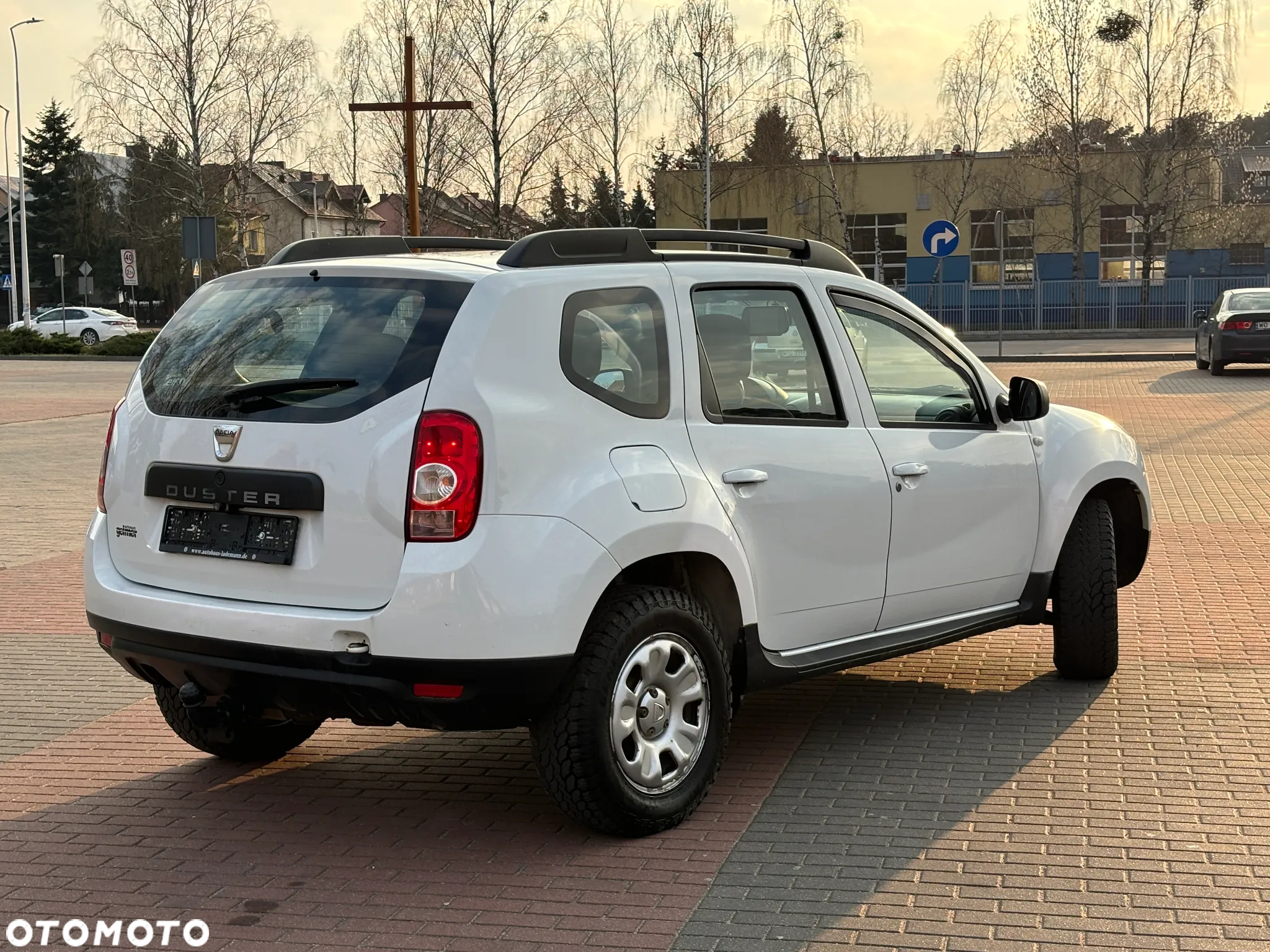 Dacia Duster 1.6 16V 4x4 - 10