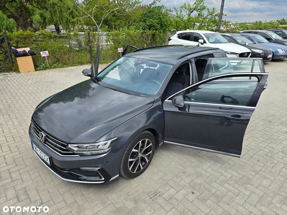 Volkswagen Passat Variant - 33