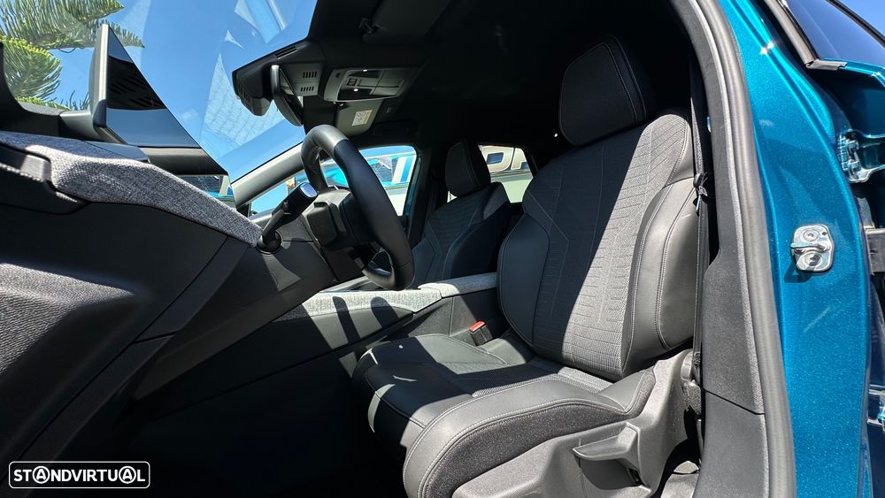 Peugeot E-3008 73 kWh Allure - 26