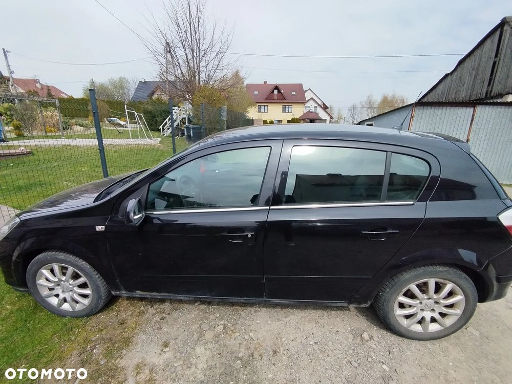 Opel Astra 1.8 - 11