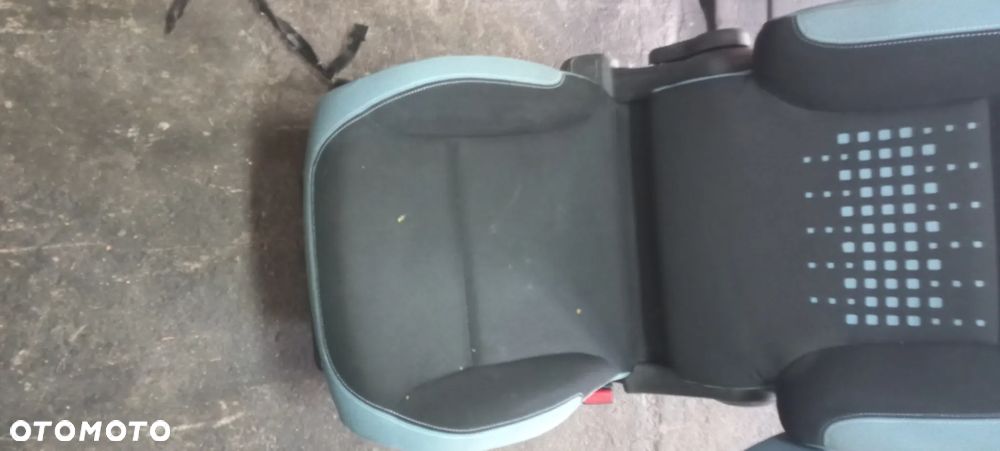 FOTEL prawy   berlingo iii   europa - 1