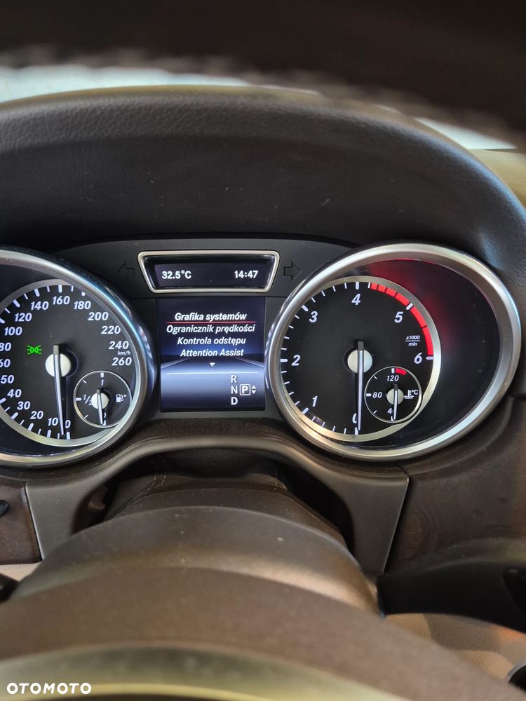 Mercedes-Benz ML - 17