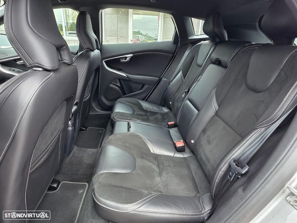 Volvo V40 1.5 T3 Sport Edition R Geartronic - 26