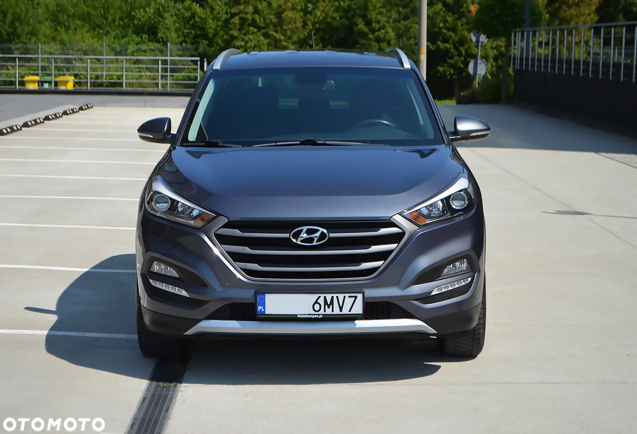 Hyundai Tucson 1.6 GDI BlueDrive Comfort 2WD - 27