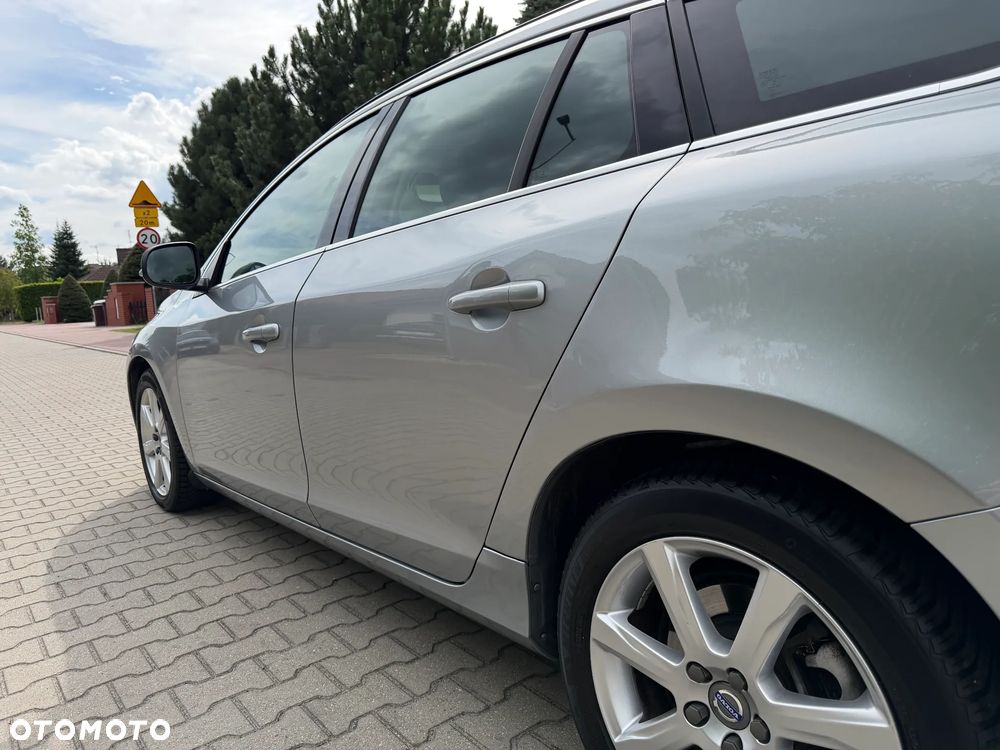Volvo V60 - 19