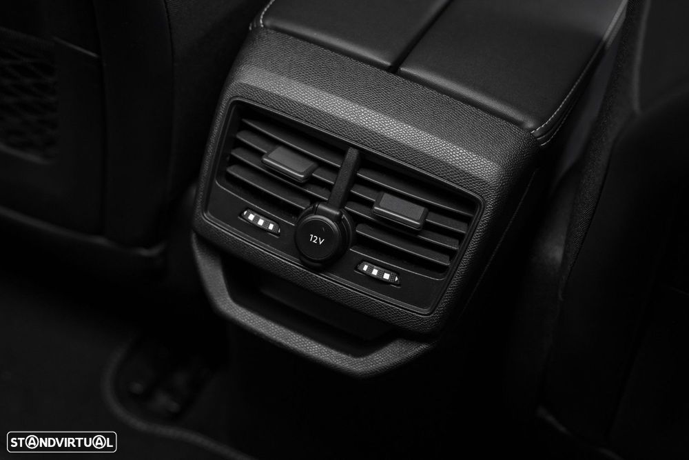 Peugeot 3008 1.5 BlueHDi GT Line EAT8 - 43