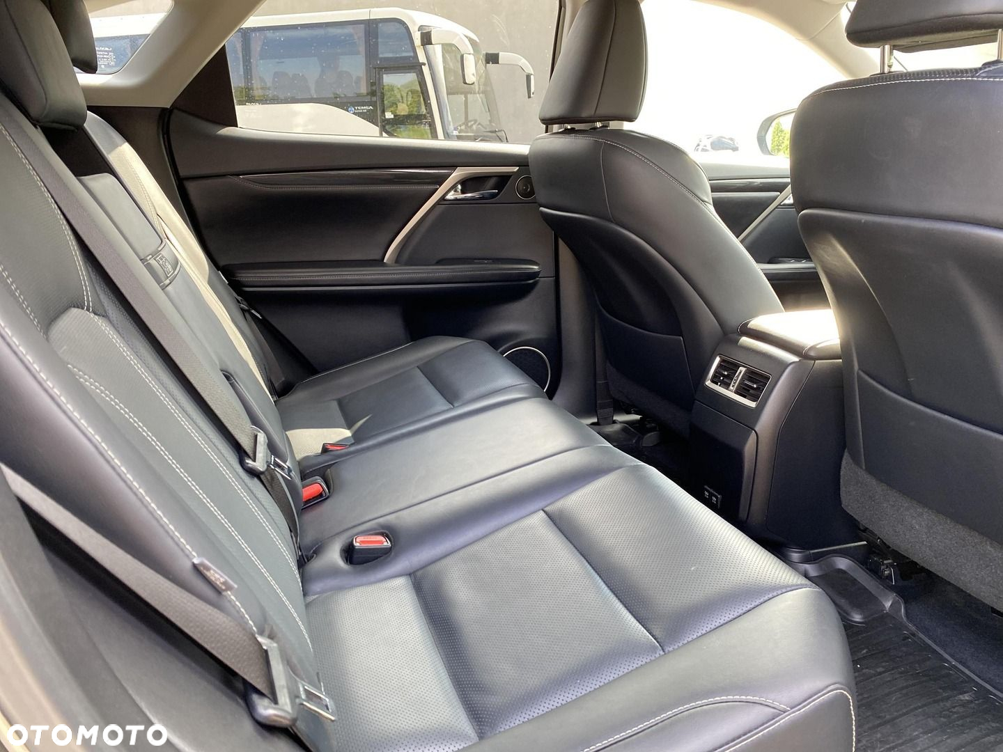 Lexus RX 300 F-Impression - 12