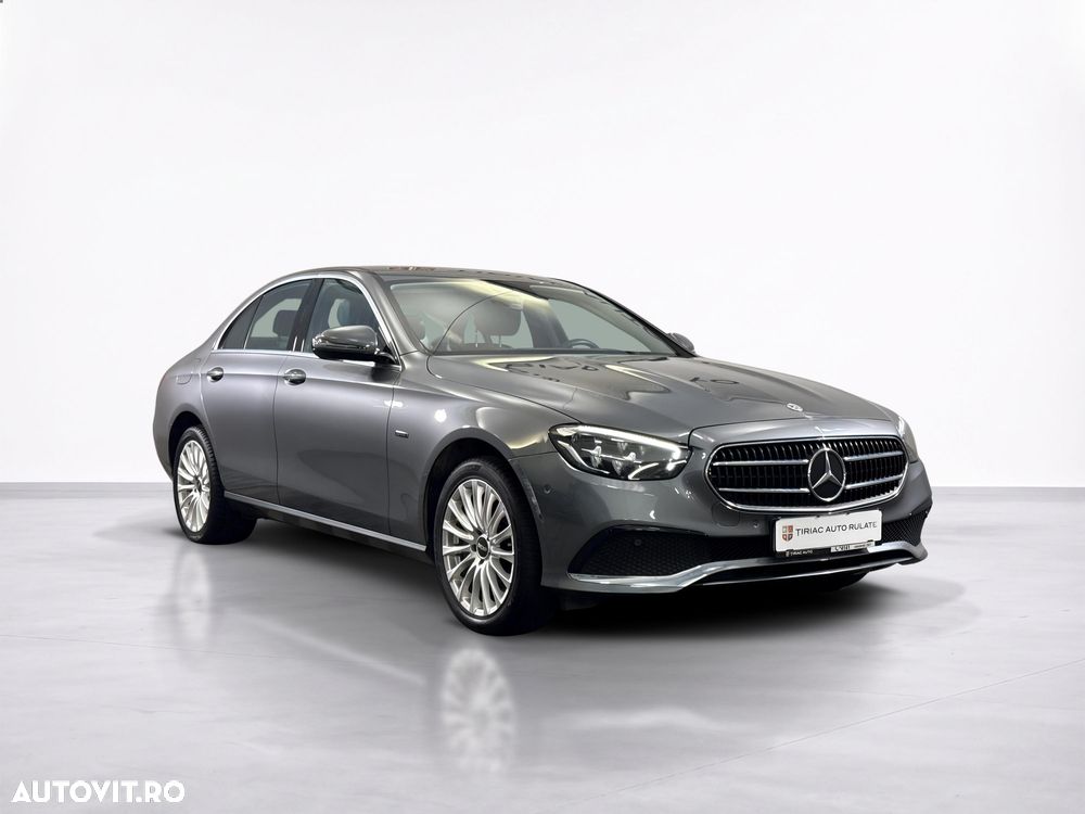 Mercedes-Benz E - 8