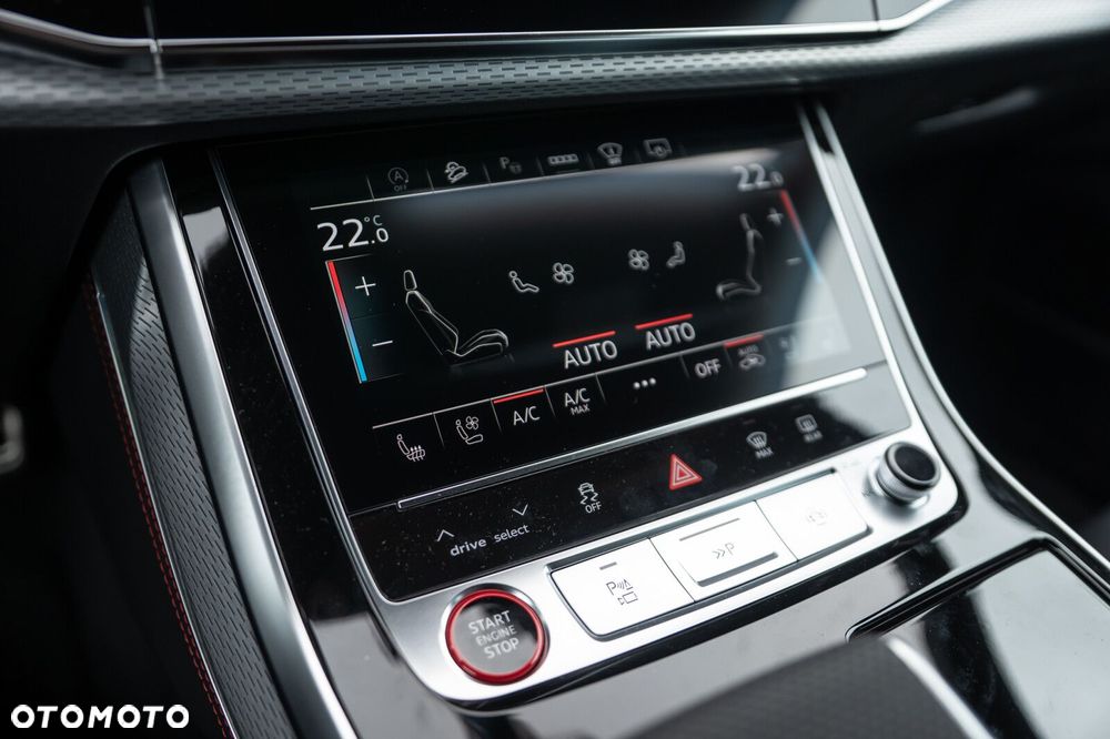 Audi SQ8 - 32