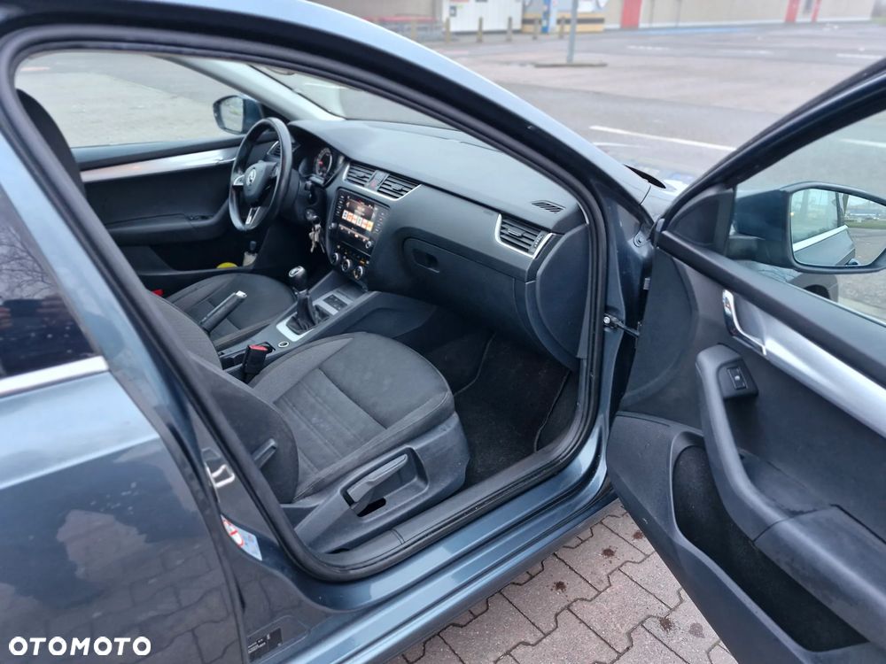 Skoda Octavia 1.6 TDI Ambition - 8