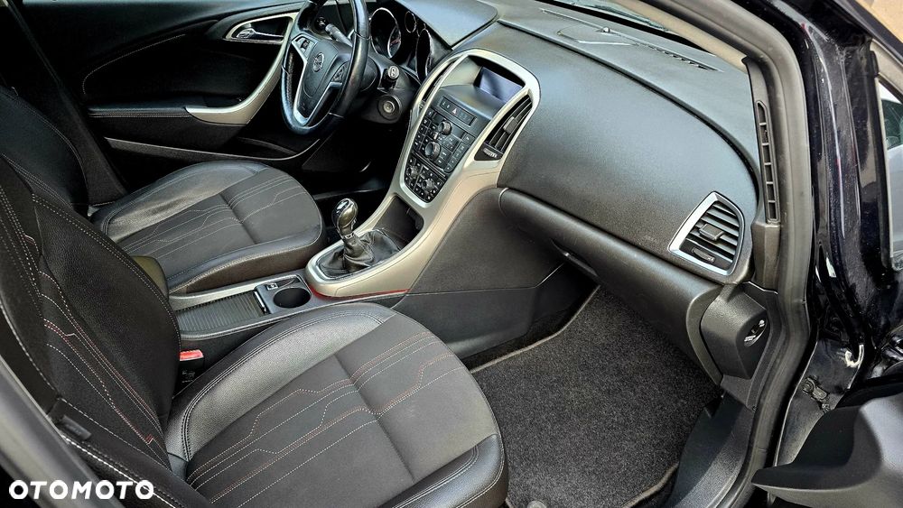 Opel Astra 1.4 Turbo Cosmo - 16