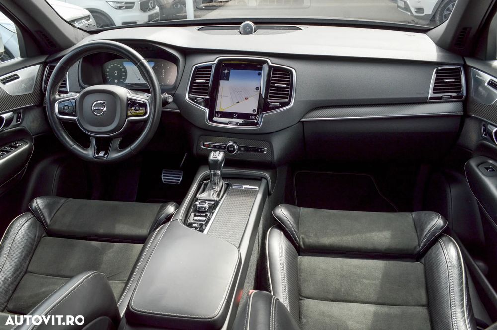 Volvo XC 90 D5 AWD R-Design - 32