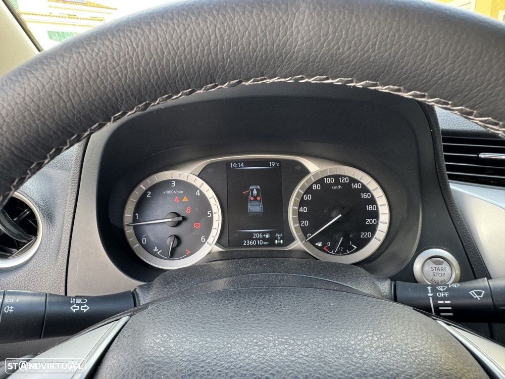 Nissan Navara 2.3 dCi CD 4WD N-Connecta - 12