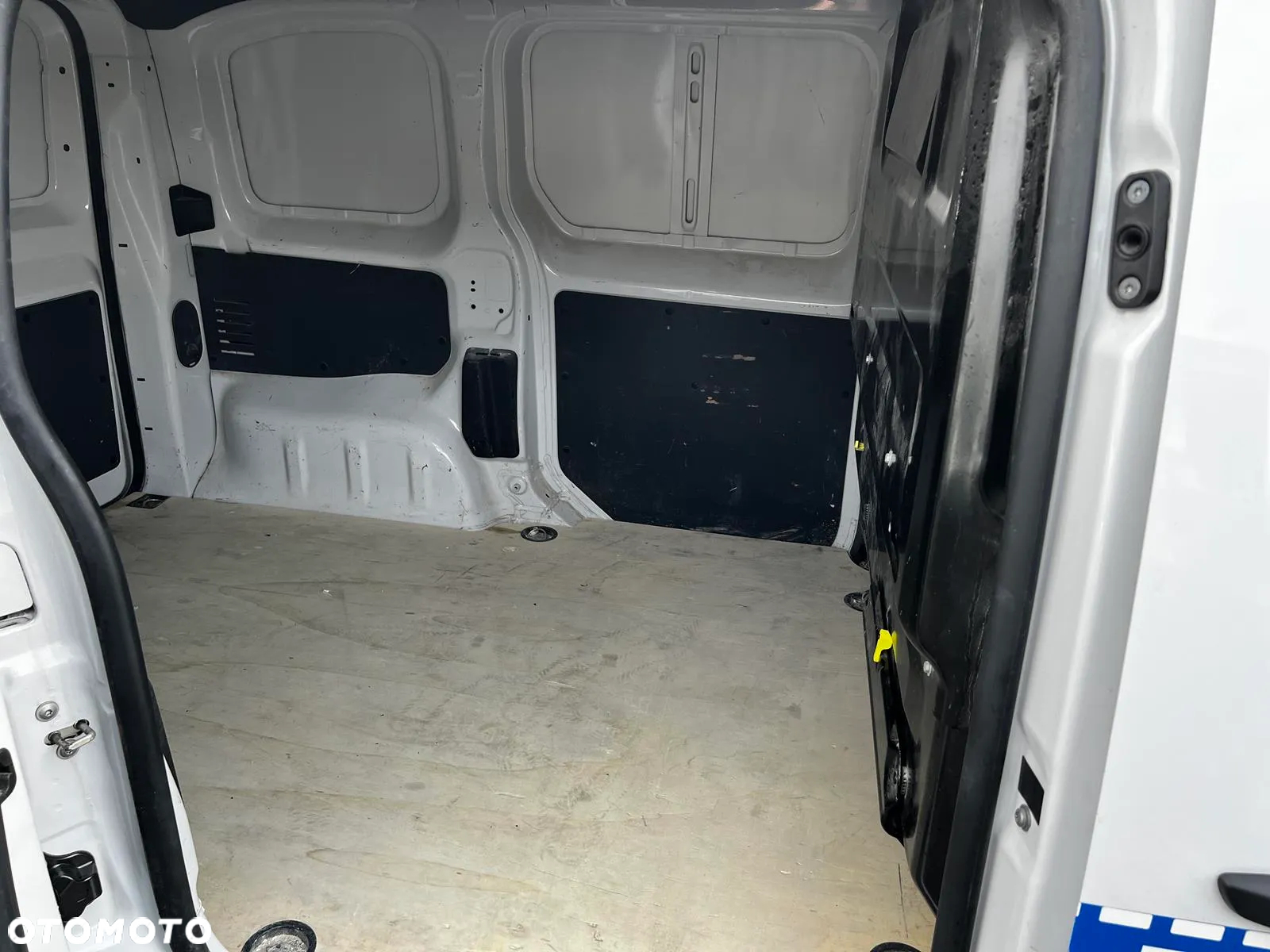 Fiat Scudo Furgon 1.5 Multijet  75kW/102KM Easy Compact - 22