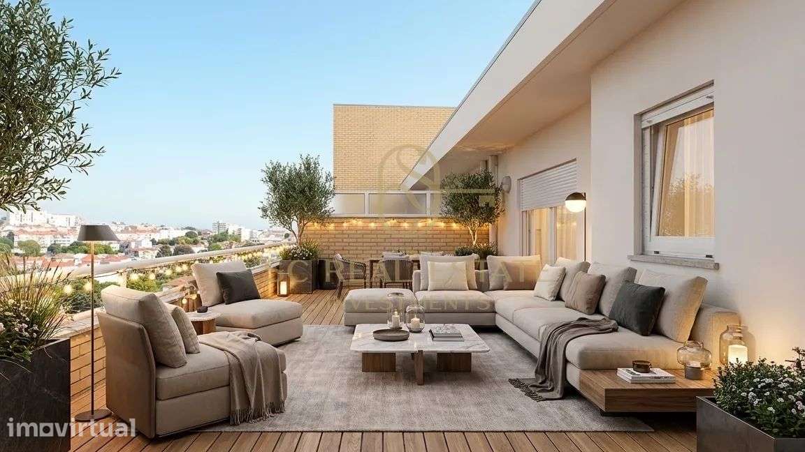Exclusivo T2 Duplex Recuado, Último Piso, 2 Terraços, Cedofeita - Grande imagem: 4/32