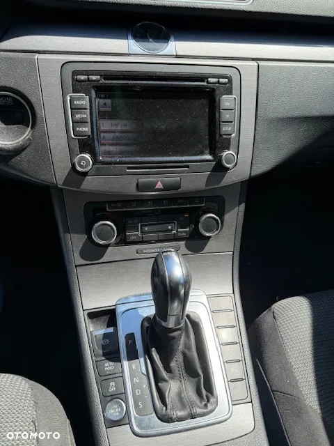 Volkswagen Passat 2.0 TDI DPF Comfortline DSG - 7