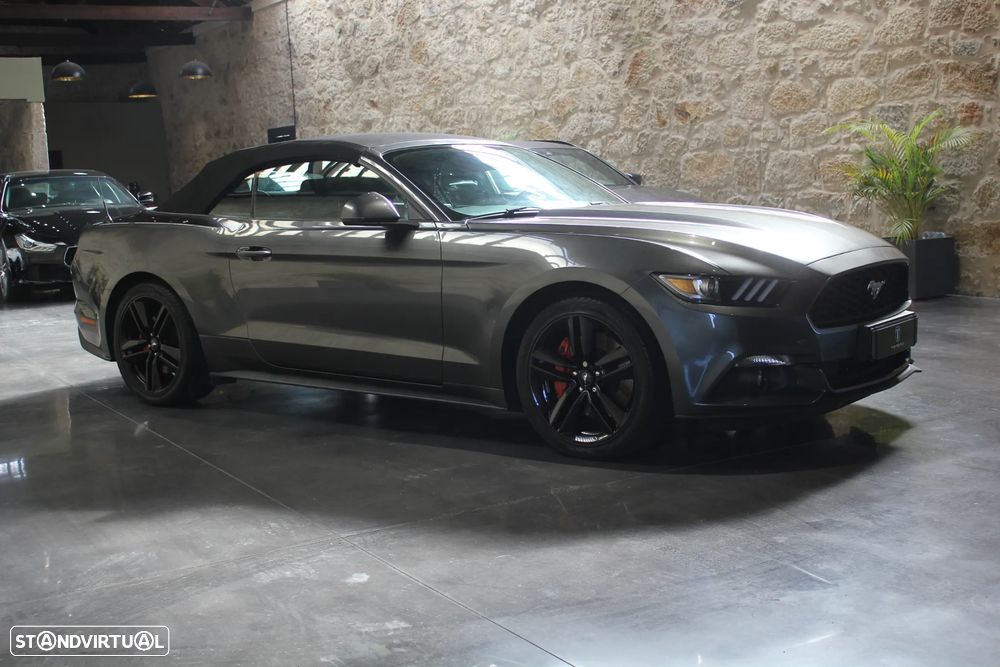 Ford Mustang Cabrio 2.3 Eco Boost - 4