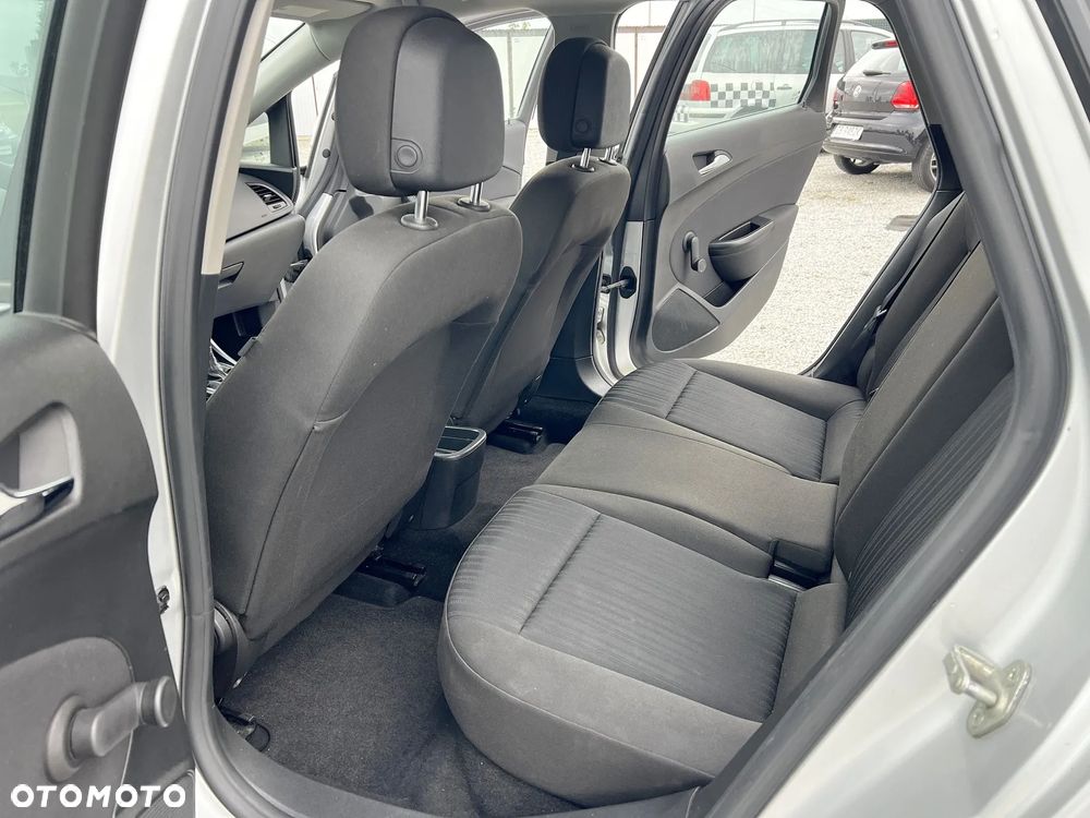 Opel Astra III 1.7 CDTI - 13