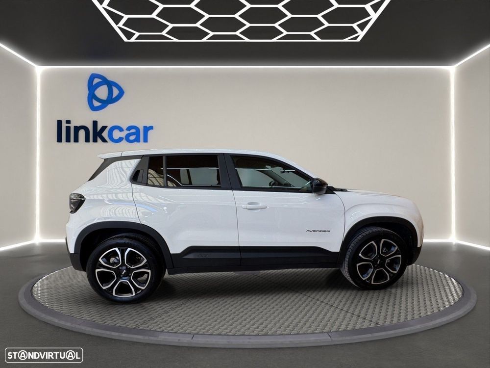 Jeep Avenger 1.2 e-Hybrid Longitude DCT - 7