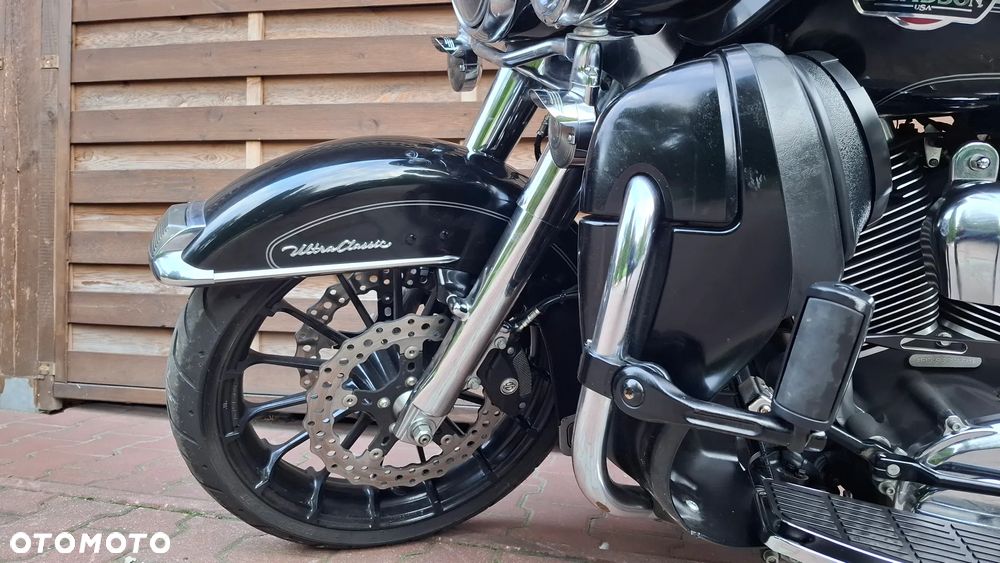 Harley-Davidson Touring Electra Glide - 23