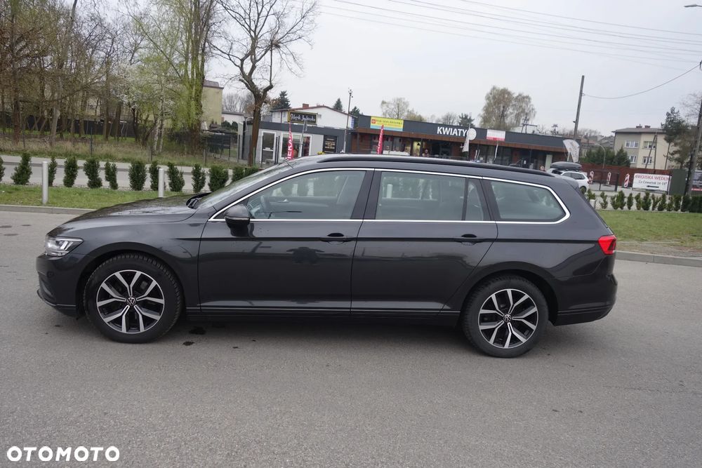 Volkswagen Passat Variant 2.0 TDI EVO Business DSG - 5
