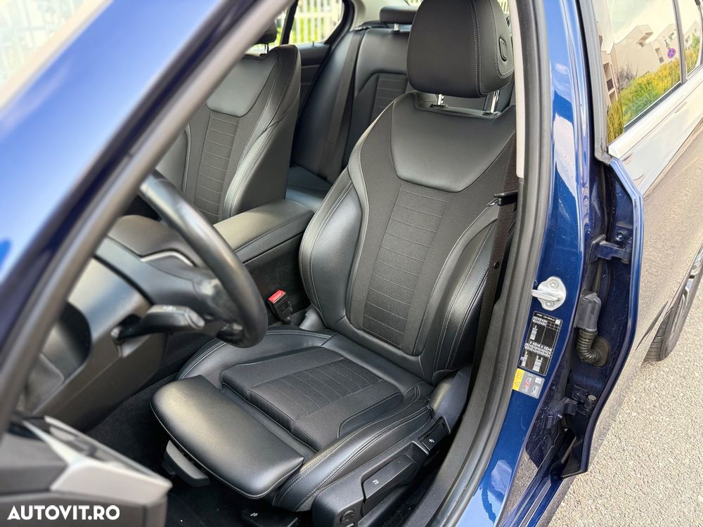 BMW Seria 3 330e Aut. Luxury Line - 7