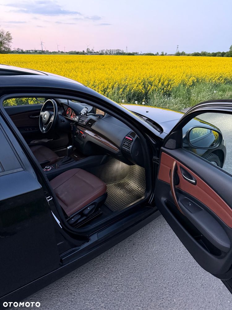 BMW Seria 1 120d DPF - 18