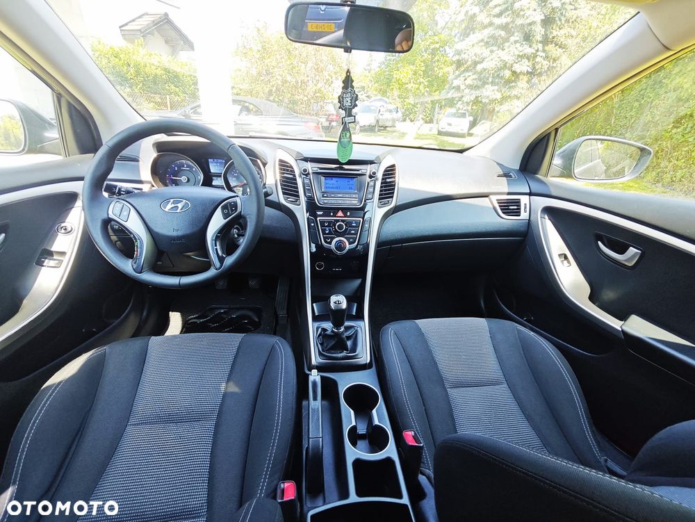Hyundai i30 1.4 CRDi Premium - 23