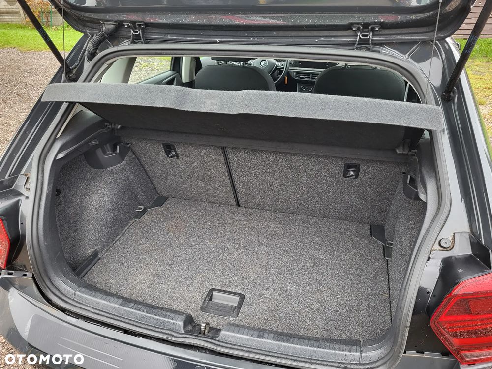 Volkswagen Polo 1.0 Comfortline - 17