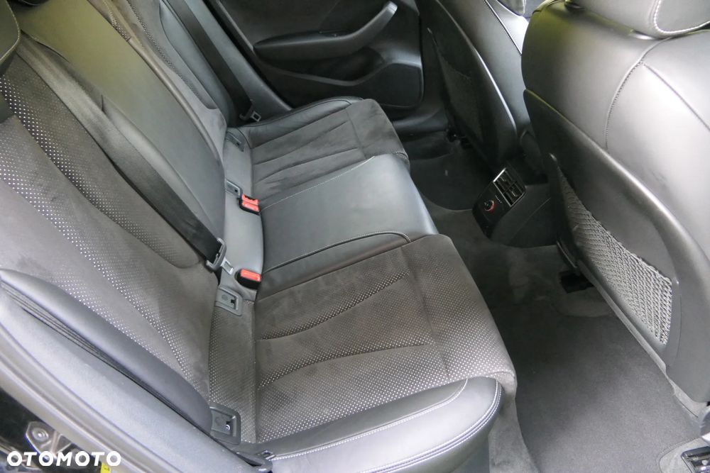 Audi A3 Sportback 1.4 TFSI cylinder on demand S line Sportpaket - 26