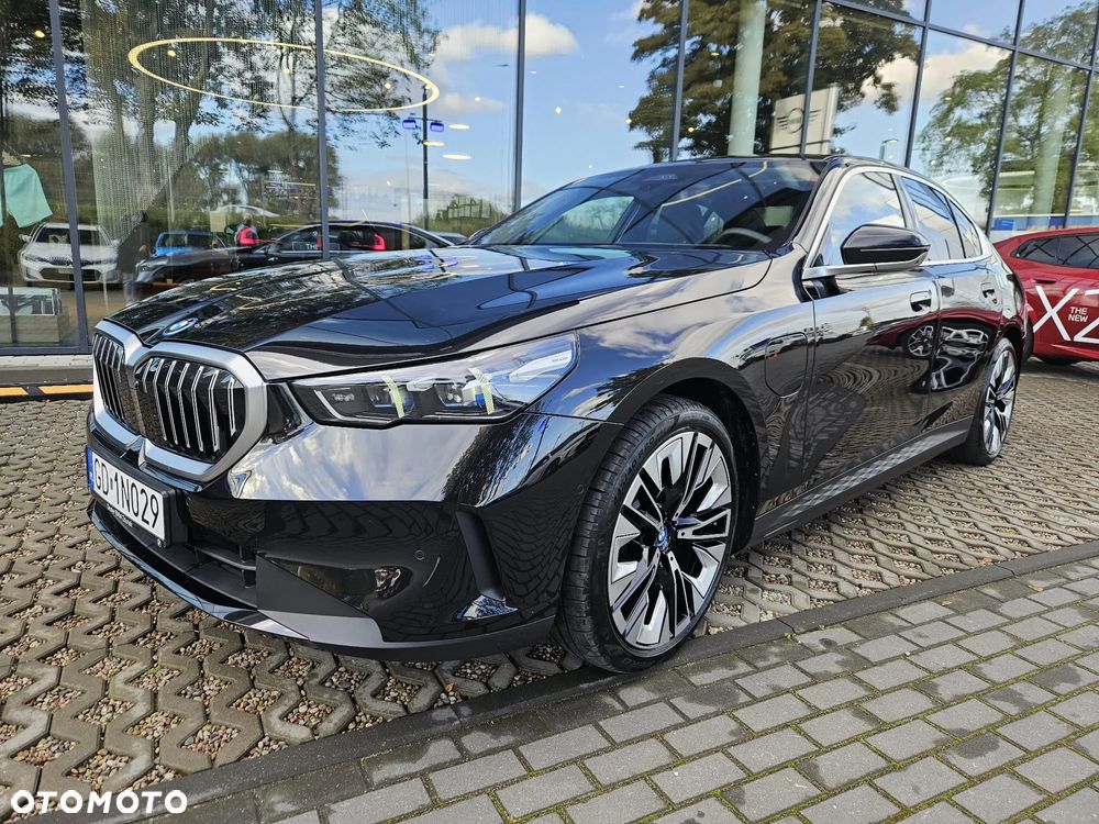 BMW Seria 5 530e PHEV - 1