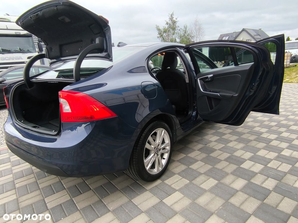Volvo S60 D3 Momentum - 20