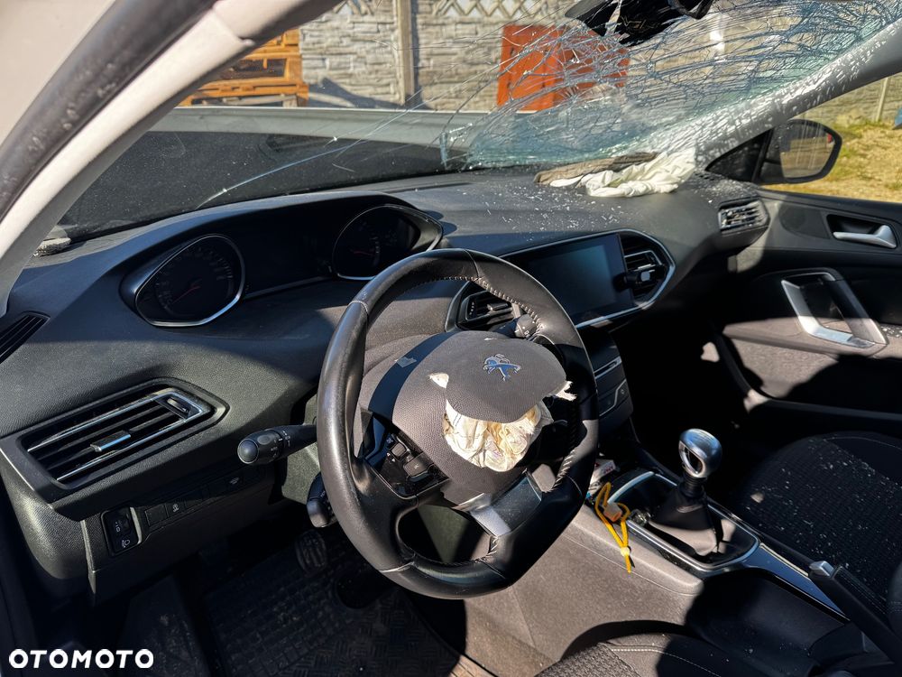 Peugeot 308 1.5 BlueHDi Active S&S - 9