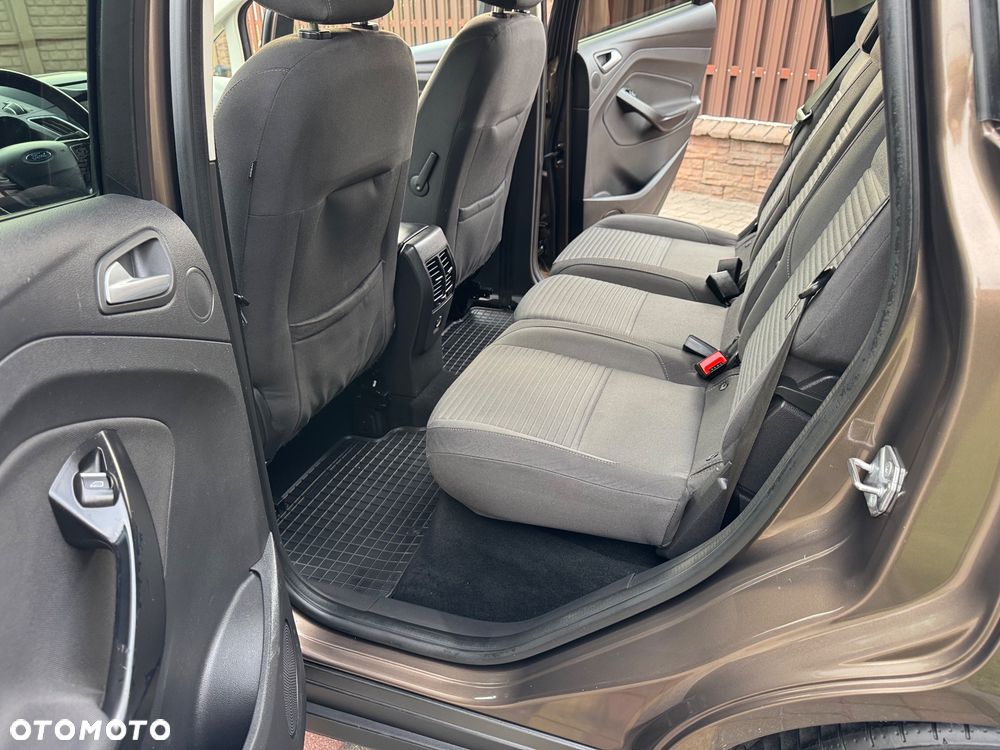 Ford C-MAX 2.0 TDCi Start-Stop-System Titanium - 13