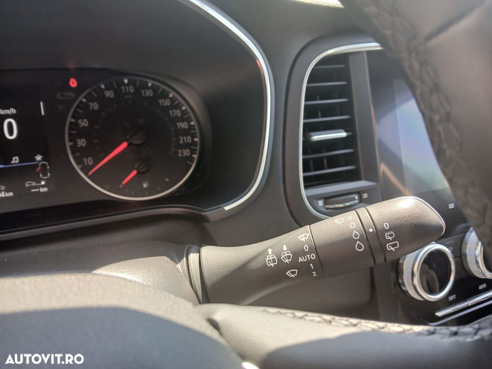 Renault Megane TCe GPF Zen - 14
