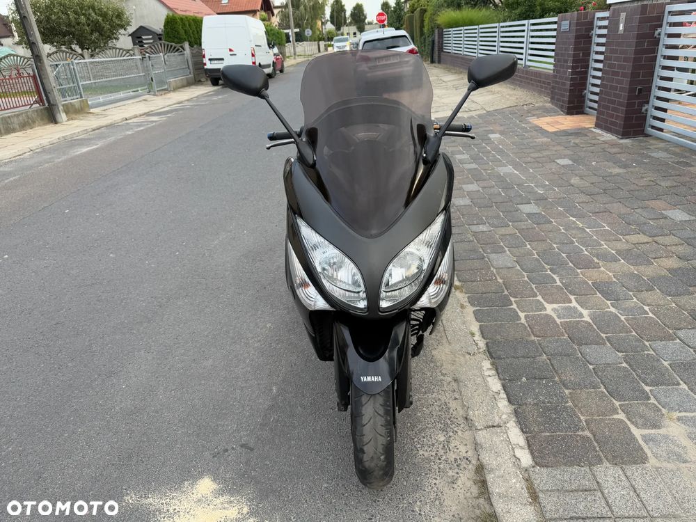 Yamaha Tmax - 2