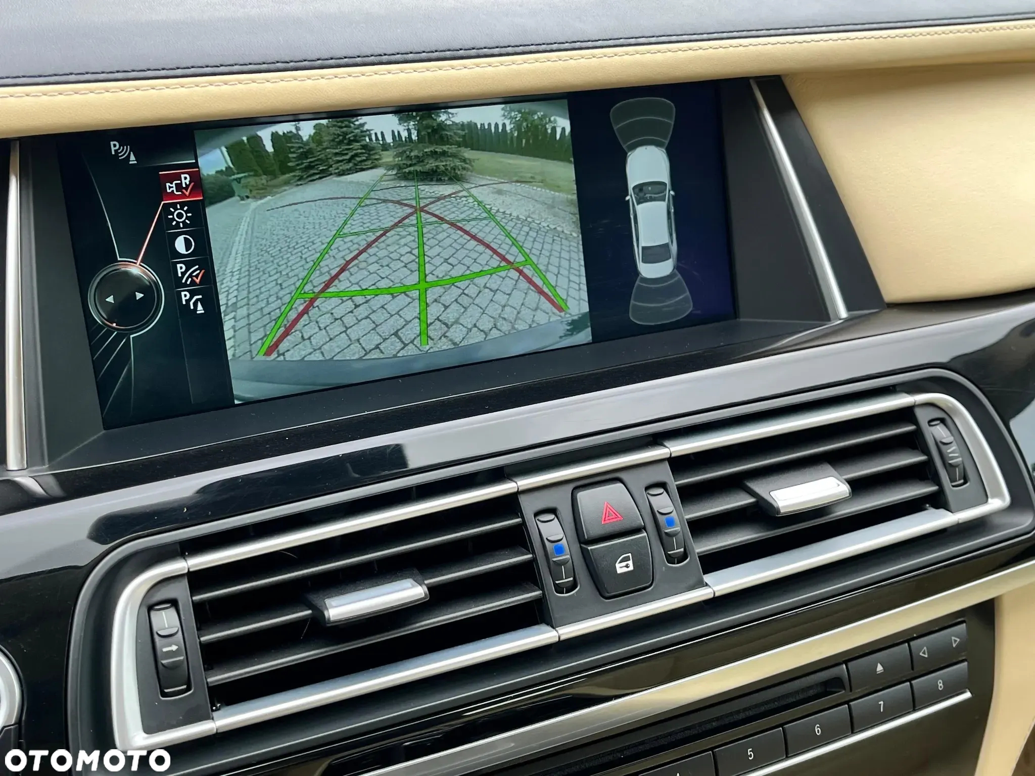 BMW Seria 7 - 16