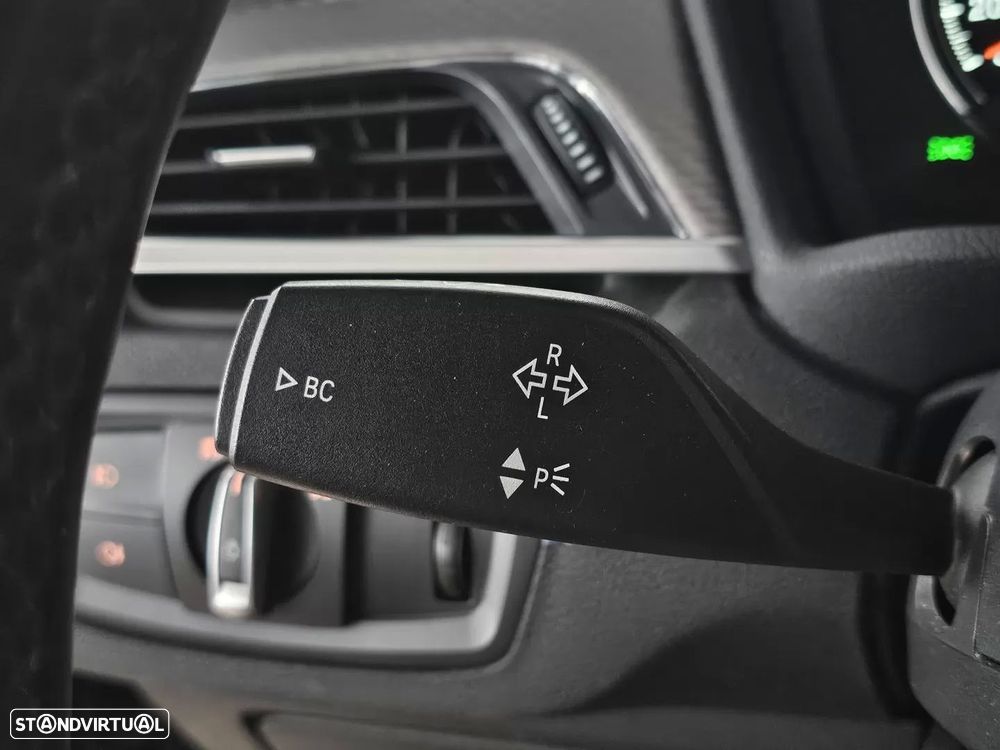 BMW X2 18 d sDrive Auto Pack M - 15
