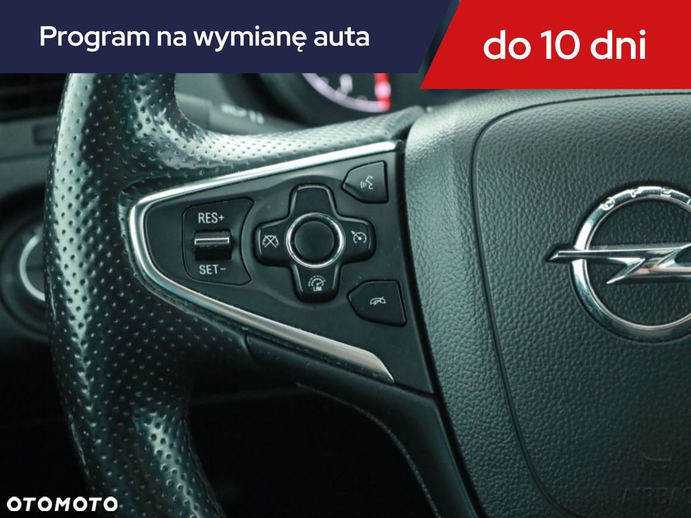 Opel Insignia - 18