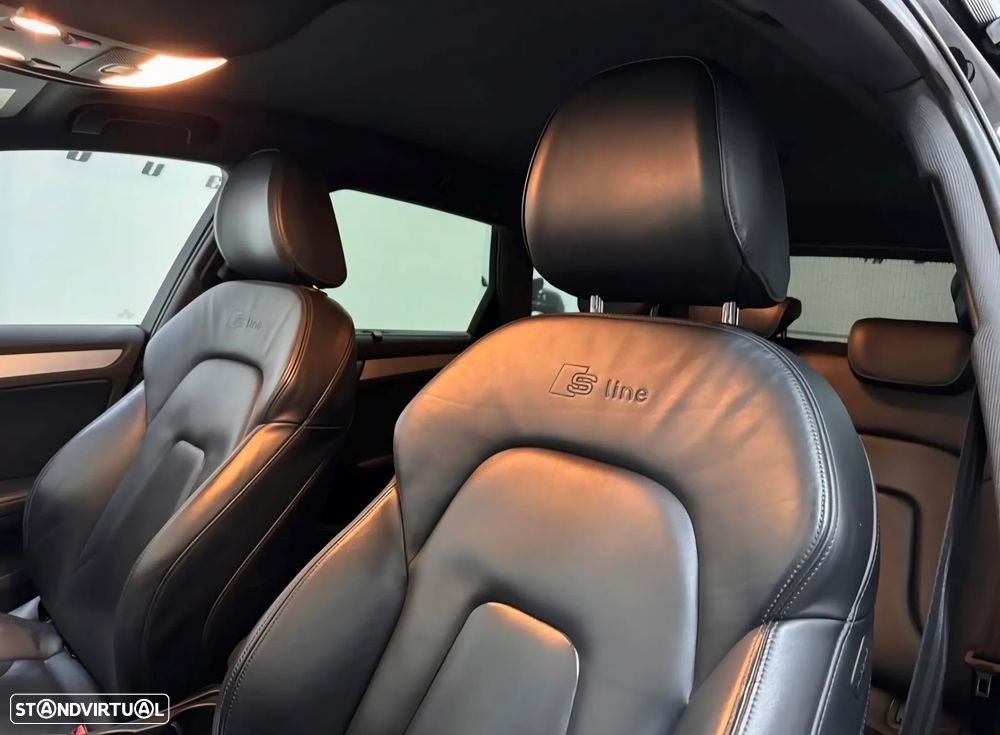 Audi A4 Avant 2.0 TDI S-line - 4