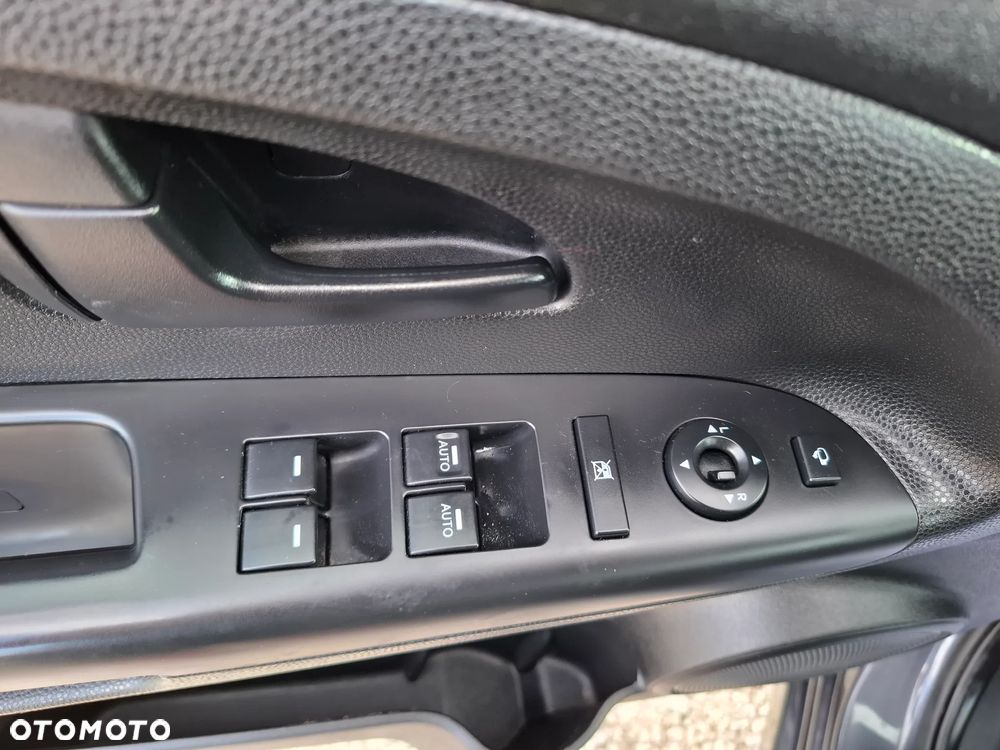 Kia Venga 1.4 CVVT Dream Team Edition - 22
