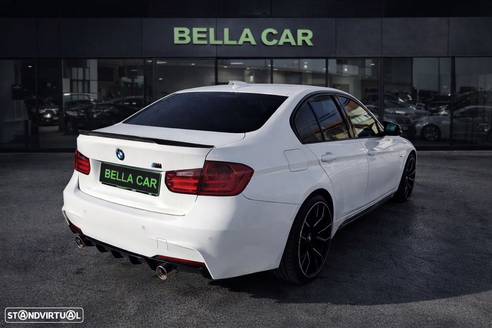 BMW 318 d Sport Line - 3