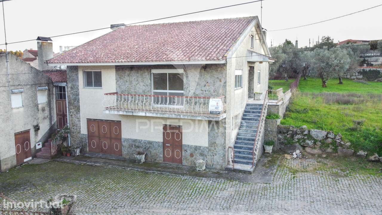 Moradia T3 com Terreno de 660 m² na Ratoeira – Celorico da Beira - Grande imagem: 2/28